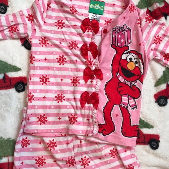 ELMO Sesame Street girls Christmas pajamas size 3t - Picture 1 of 4
